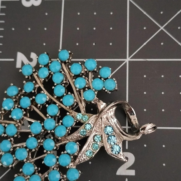 Silver Tone Blue Beading and Rhinestones Brooch 2" - Picture 5 of 5